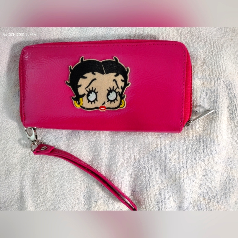 Betty Boop Vintage Wallet Wristlet Pink NWOT